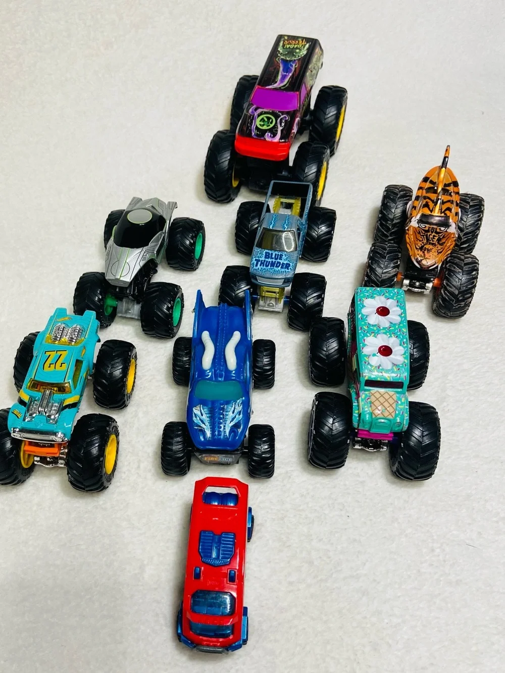 8 Hot Wheels Monster Trucks / Monster Jam Monster Trucks Toy Lot